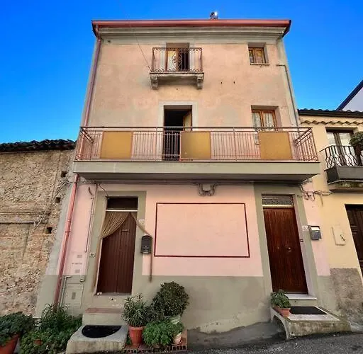 Sharon's Dream House *