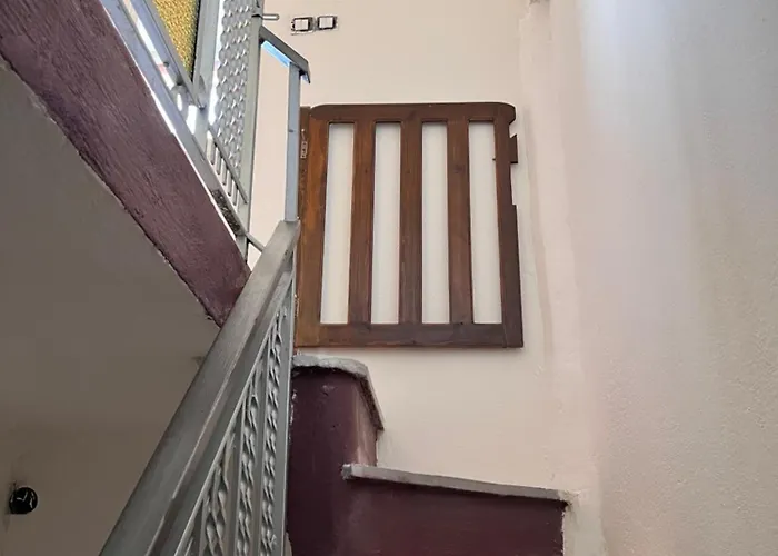 Sharon's Dream House *